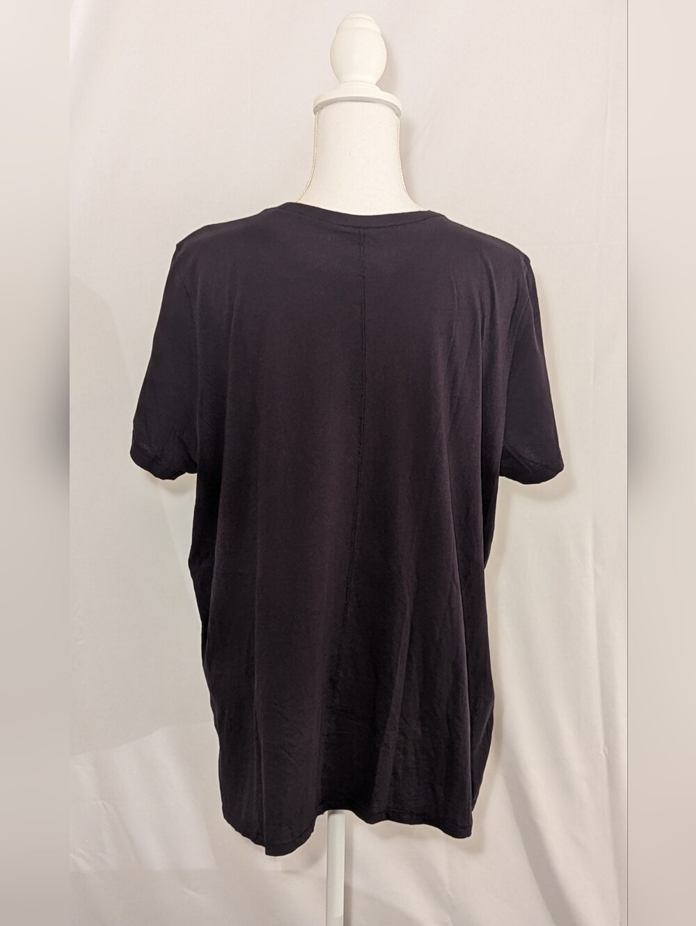 Torrid Gently Used Black Forever Collage Vintage Crew Neck Tee Sz 1 Classic Fit - Picture 3 of 11